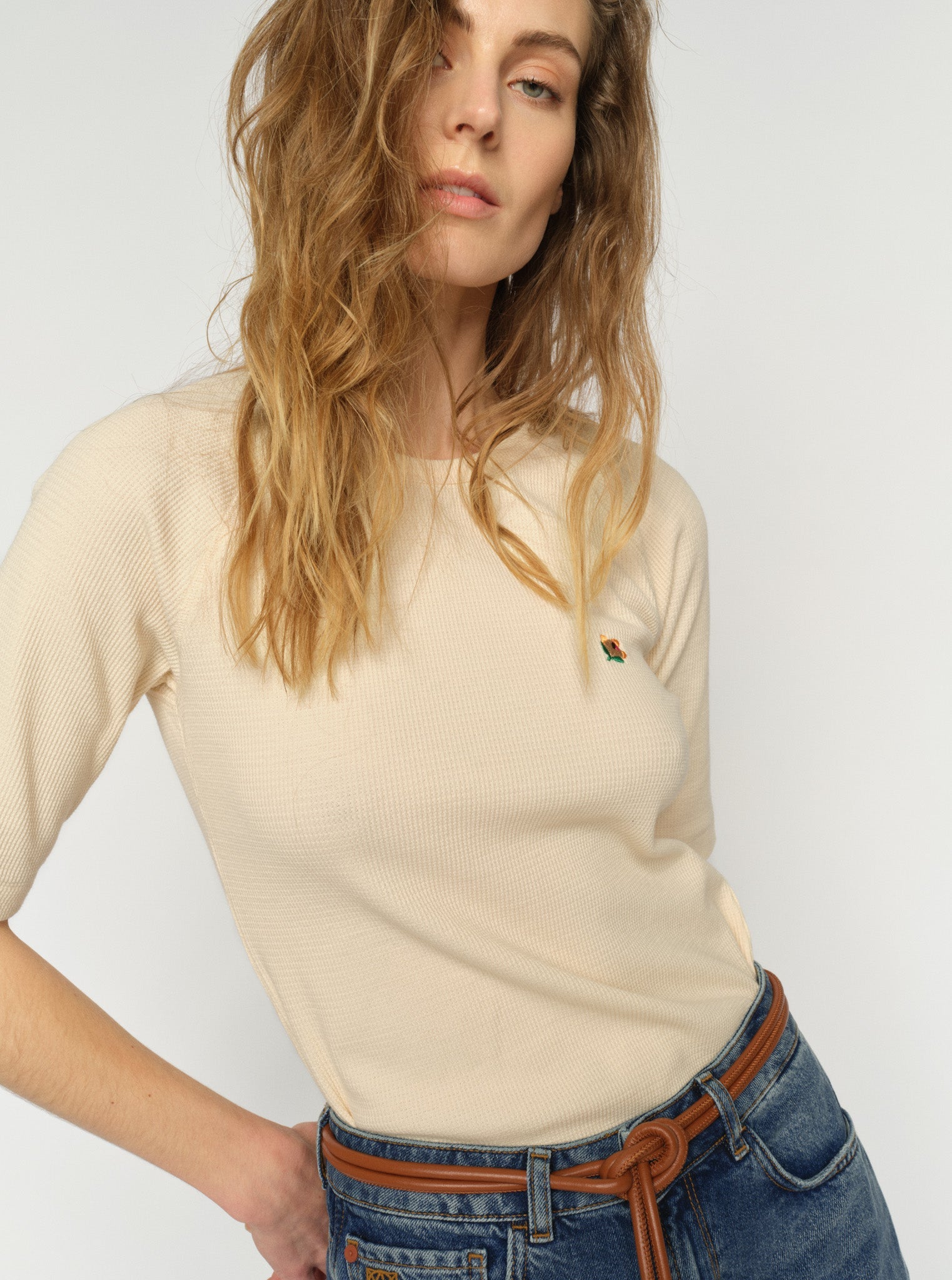 Modelshot / Ecru / Detail